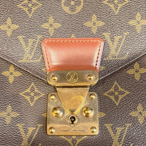 Louis Vuitton Monogram Canvas Laptop Briefcase in Brown with Gold Hardware - Picture 4 of 10